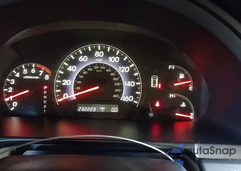 2005 Honda Odyssey Lx from USA, damaged, VIN 5FNRL382X5B104185